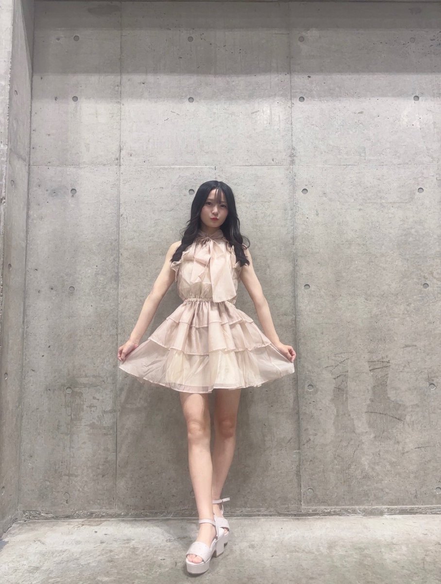 ayami_namba48's tweet photo. 衣笠彩実　脚 https://t.co/D1q8zJLxi2