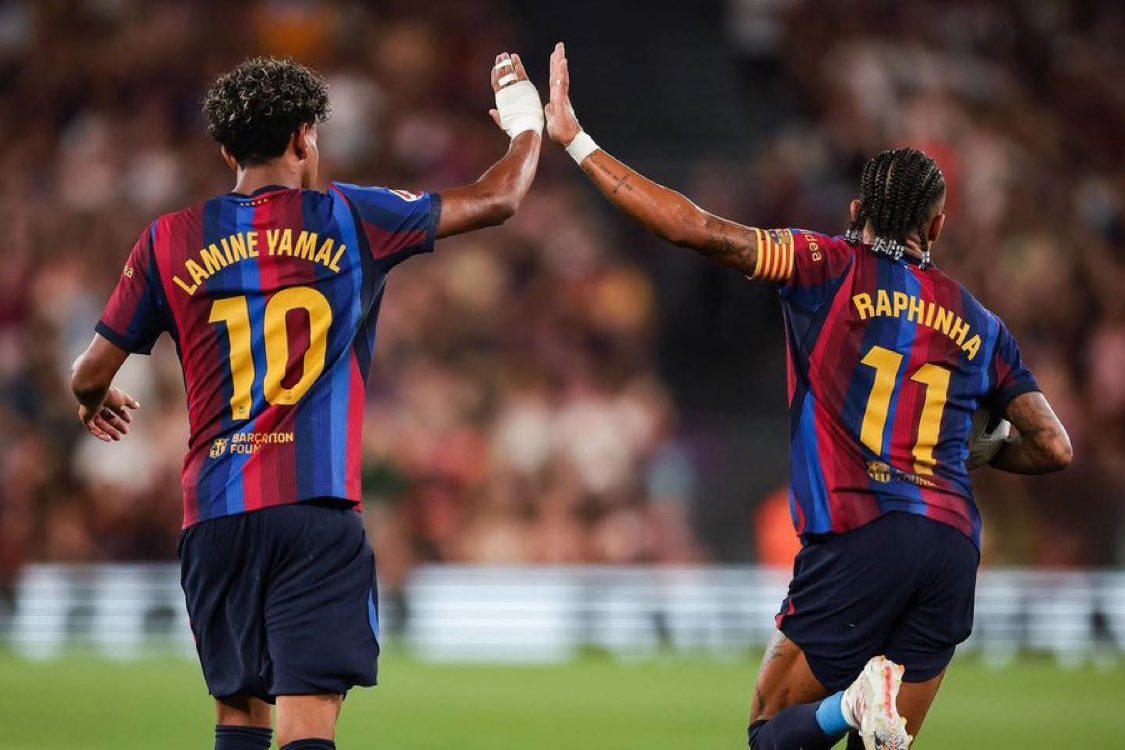 FaruqFTS's tweet photo. Raphinha has been in stunning form to start the La Liga season, scoring five goals and providing one assist in his first three games.

⚽️⚽️🅰️ vs Elche
⚽️ vs Athletic Club
⚽️⚽️ vs Rayo Vallecano

Super-human. 🕸️ https://t.co/eCMpVyO3tm