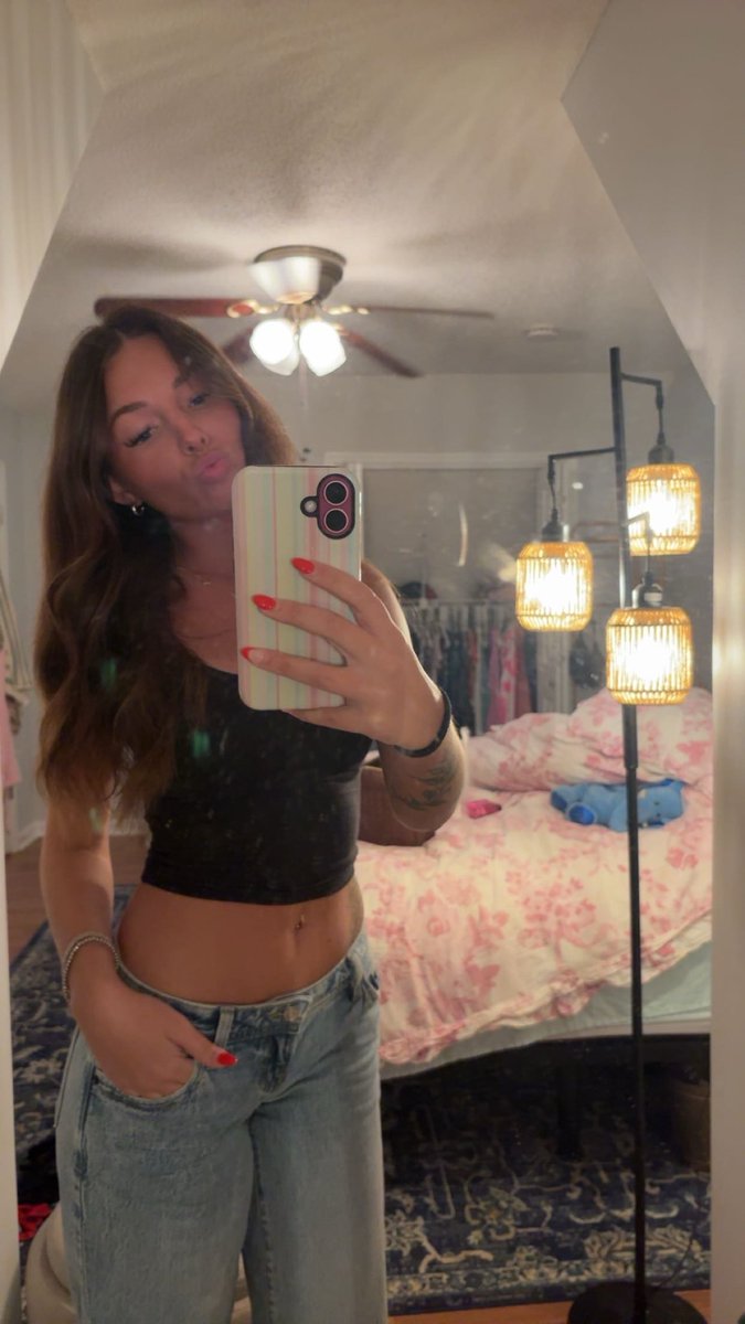 lilligoddesss's tweet photo. New to findom, but definitely not new to bullying men. 💋💋💋
Sweet enough to make you smile, mean enough to keep you in line. I’m just getting started in the findom world, so come watch me discover exactly how much control I have over you. not bot bs dm me❤️ https://t.co/HKETcgSm2Q
