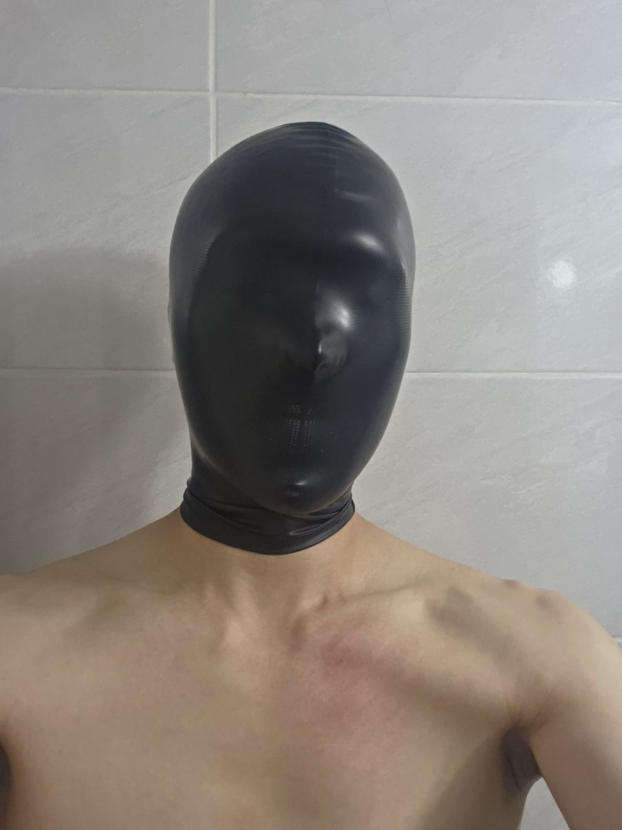 bhxgadjf5's tweet photo. #시디 #스타킹 #라텍스 #latex #hood 라텍스 입고싶다 ㅜㅜ https://t.co/DbjaZ7fNI1