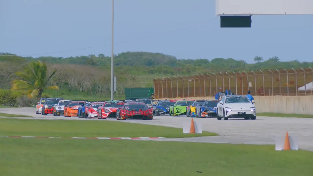 ARRacing7CR's tweet photo. Will Redford logra su primer victoria en el GT Challenge de las Américas en Barbados.

Blog con el resumen de cada carrera del GT Challenge en Barbados, resultados y puntos no oficiales en cada categoría. 

https://t.co/iEc0Wz4vu6 https://t.co/rUGmyPWnmi
