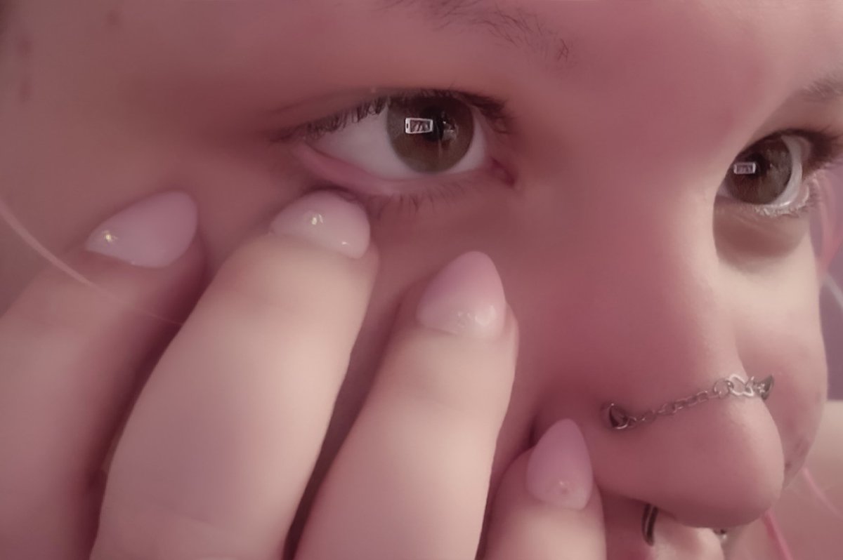 _snuffd0ll's tweet photo. Bimbo nails ♡ https://t.co/EsWi4gnm1n
