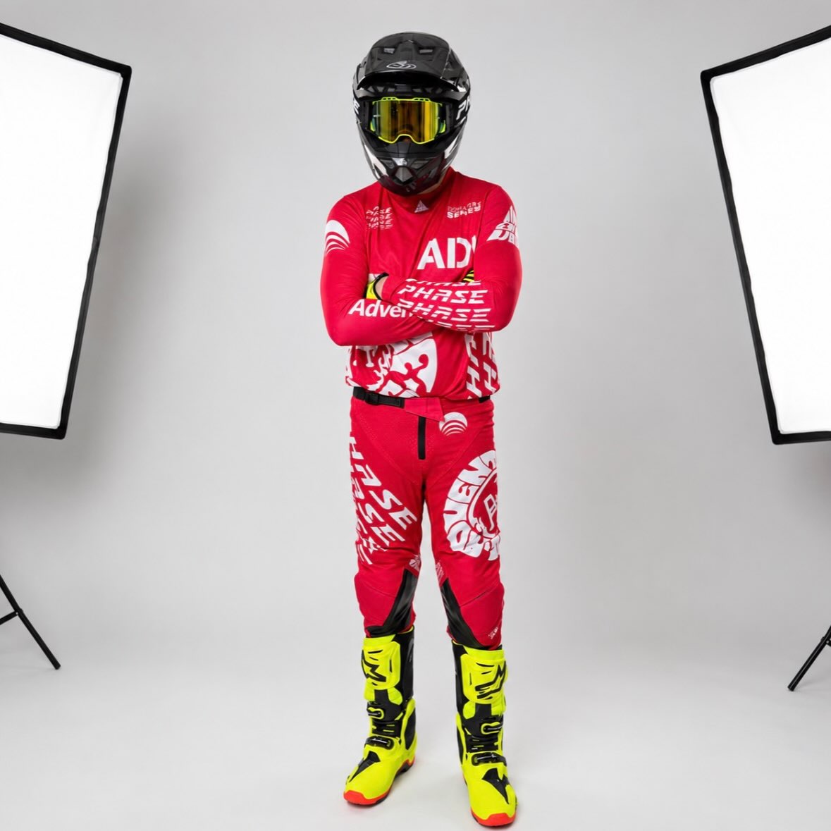 CandyJuvery4h's tweet photo. ADV COLLAB GEAR — Built to stand out with clean design, premium materials, and track-ready performance. The collaboration continues to grow, with two new colorways dropping in early August. Phasemoto × ADV Studios USA. https://t.co/tArFm3iDRW
