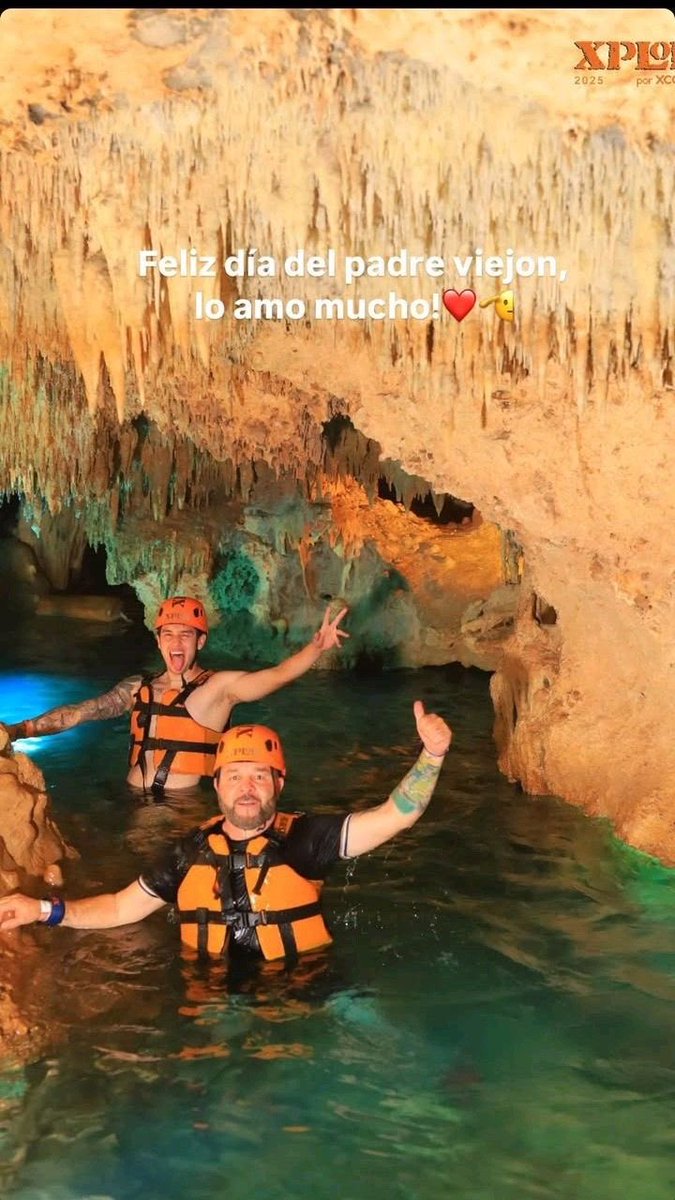icarillos's tweet photo. wey me topé esta foto de jordan https://t.co/VkHBSOCXyM