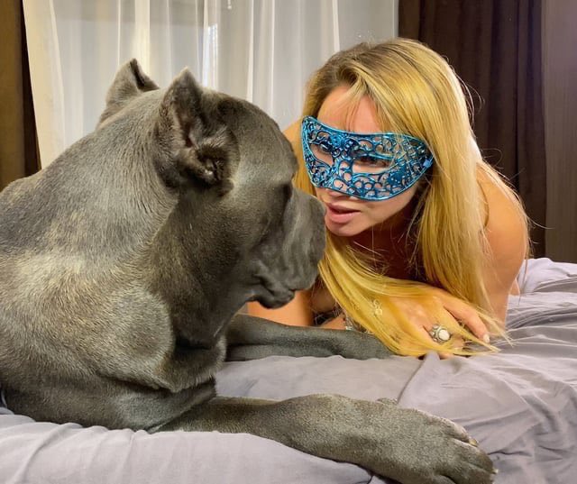 KnottyMia3vcn's tweet photo. Every happy bark reminds me that the little things in life matter most 🐕✨ Come join the fun and subscribe

https://t.co/KZIDLcHFED

#dog #k9 #dogknotting #zoo #zoophille #zoophillia #beastiality #nolimits #nsfw #zoophilia #furry #teenagegirls https://t.co/ionbq2BUrK