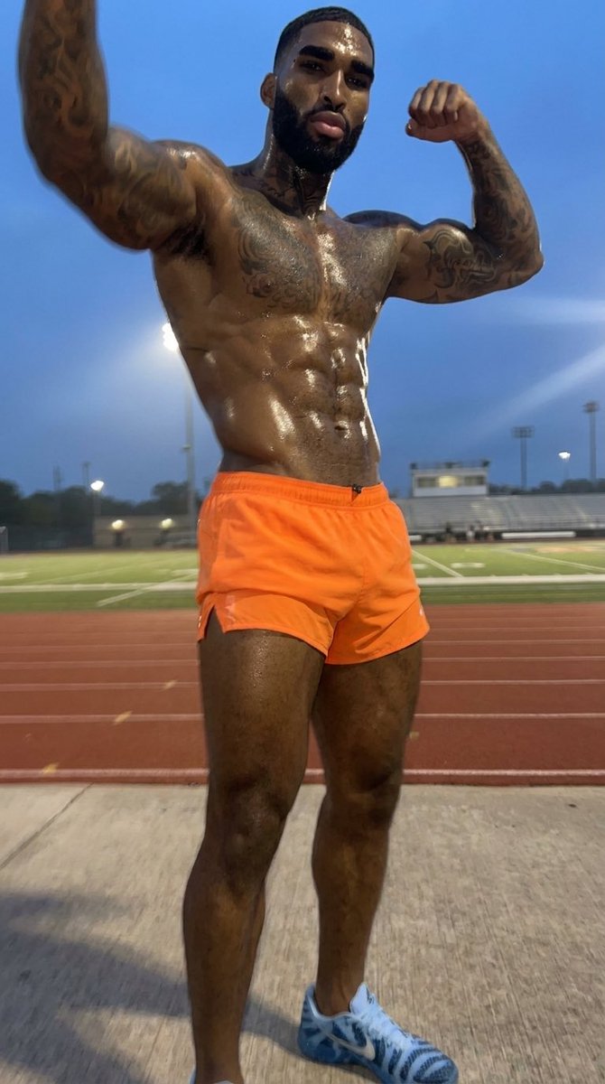 leonjefferson98's tweet photo. Quick run… 💪🏽 https://t.co/dh9X1gEBIq