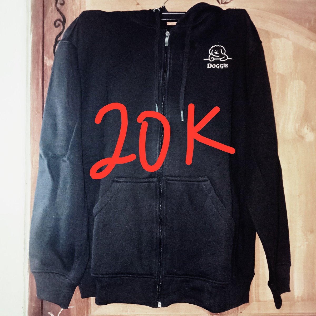 bibielok's tweet photo. want to sell preloved baju start from 7k celana knit sweater jacket hoodie semua ada. jarang dipake jadi masih oke banget. dm kalo minat

📍tangerang
#preloved #wts #jualan https://t.co/ygwtCnROmJ