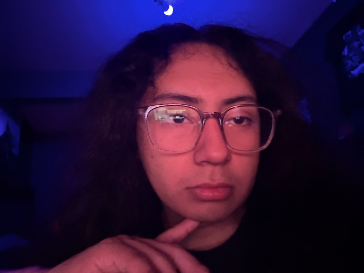 hiimsaintpaul's tweet photo. 500 cigarettes https://t.co/BubAzLFiU9