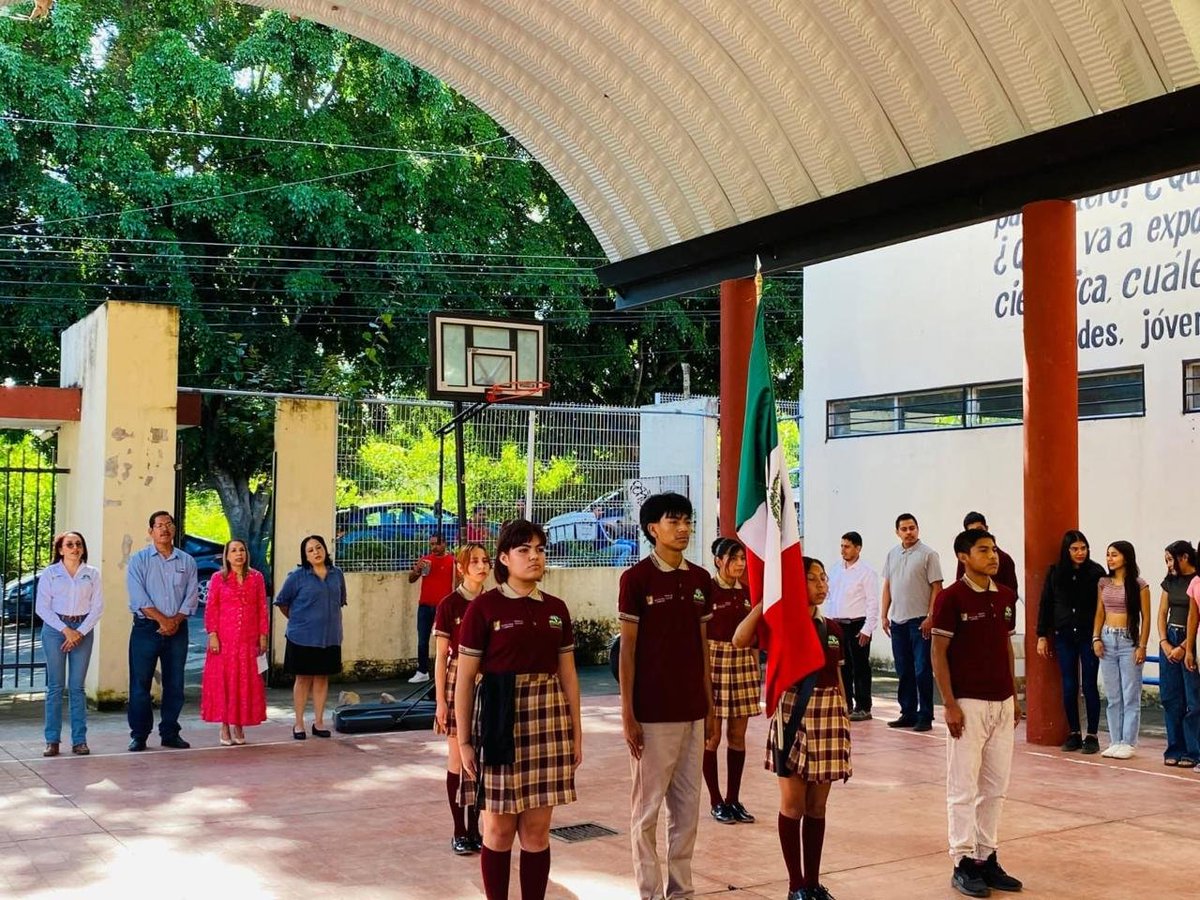 citlaooo1's tweet photo. Exigimos clave de centro de trabajo y bases para sus maestros para la preparatoria Amado Nervo
@SEPEN_NAY
#NayaritasIgnoradosPorLaSEP https://t.co/9UjCzM0j6i