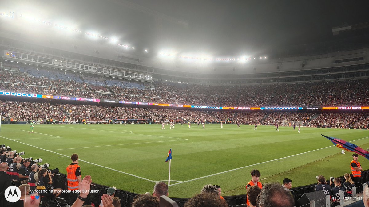 Studecky1's tweet photo. tak včera jsem si splnil sen. na Barceloně . https://t.co/MDf9Vtfuoy