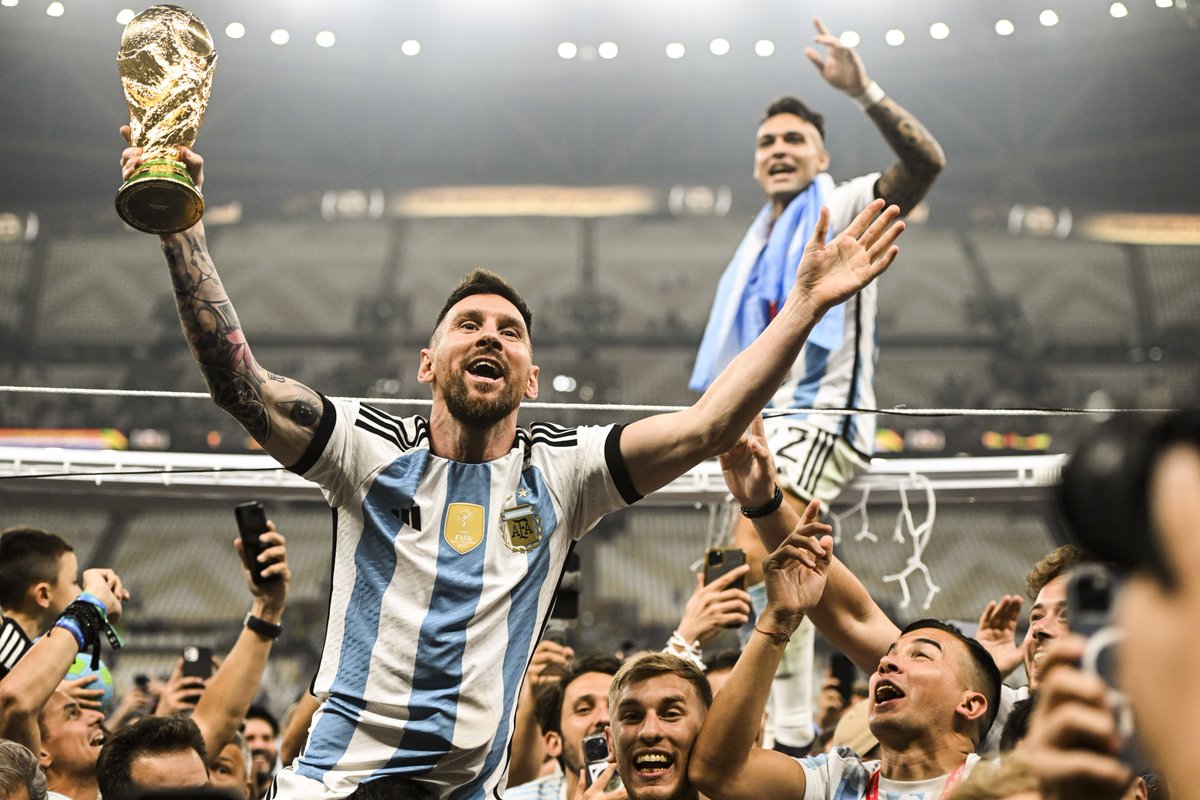 aRGra_'s tweet photo. Gracias Lionel, fue un placer verte llevar nuestros colores a lo más alto y un honor retratar la historia que escribiste.

foto: Fernando Gens https://t.co/GDmJgC27Kp