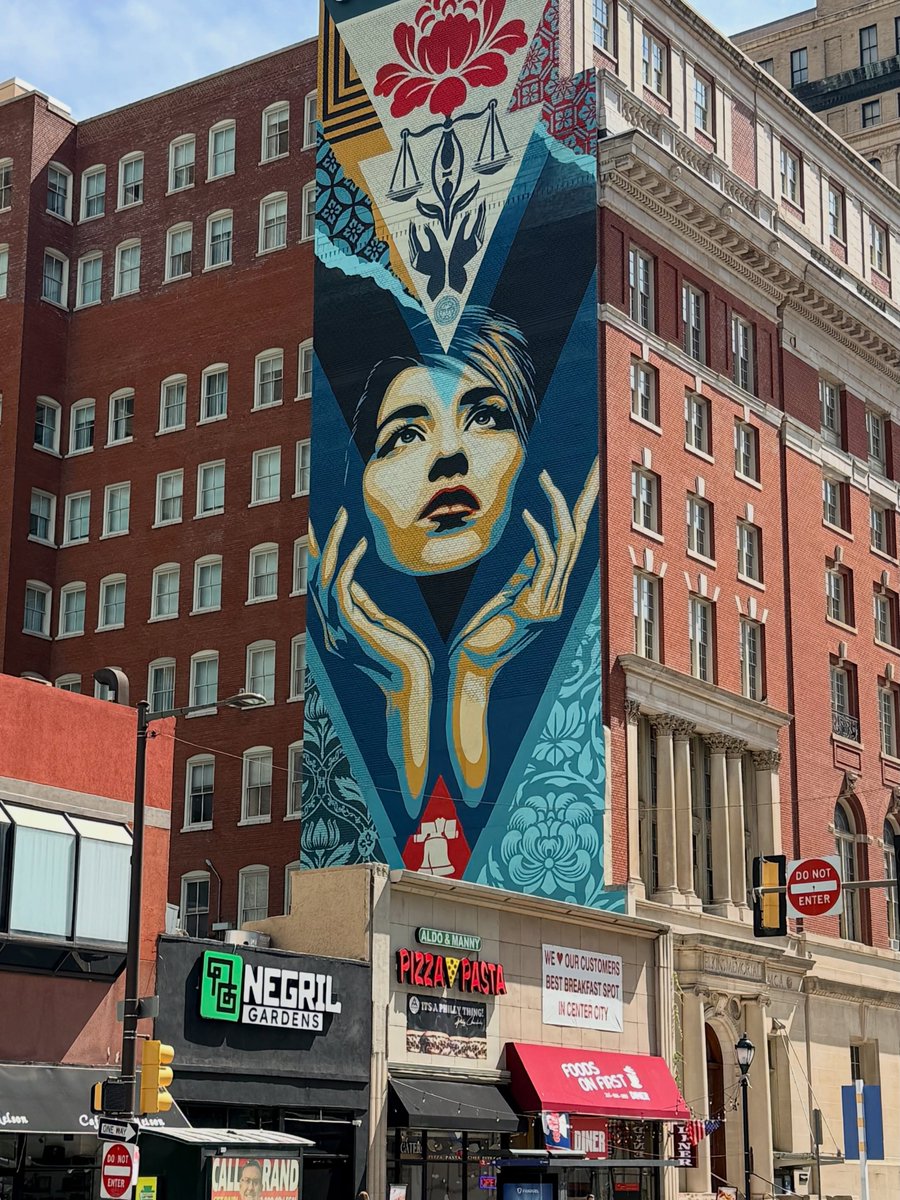FidelaBazeuf's tweet photo. A short trip to Philadelphia, where American history comes alive. Founded in 1682, it was here that the Declaration of Independence was adopted in 1776 and the U. S. Constitution drafted in 1787. Home to the Liberty Bell, the city remains where https://t.co/WsdeRe88ZM