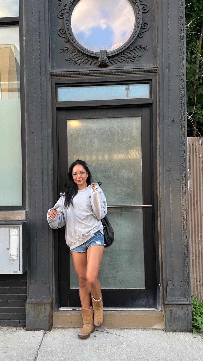 elizabethsmart_'s tweet photo. I love being a hot slob https://t.co/S1fpyNwhRy