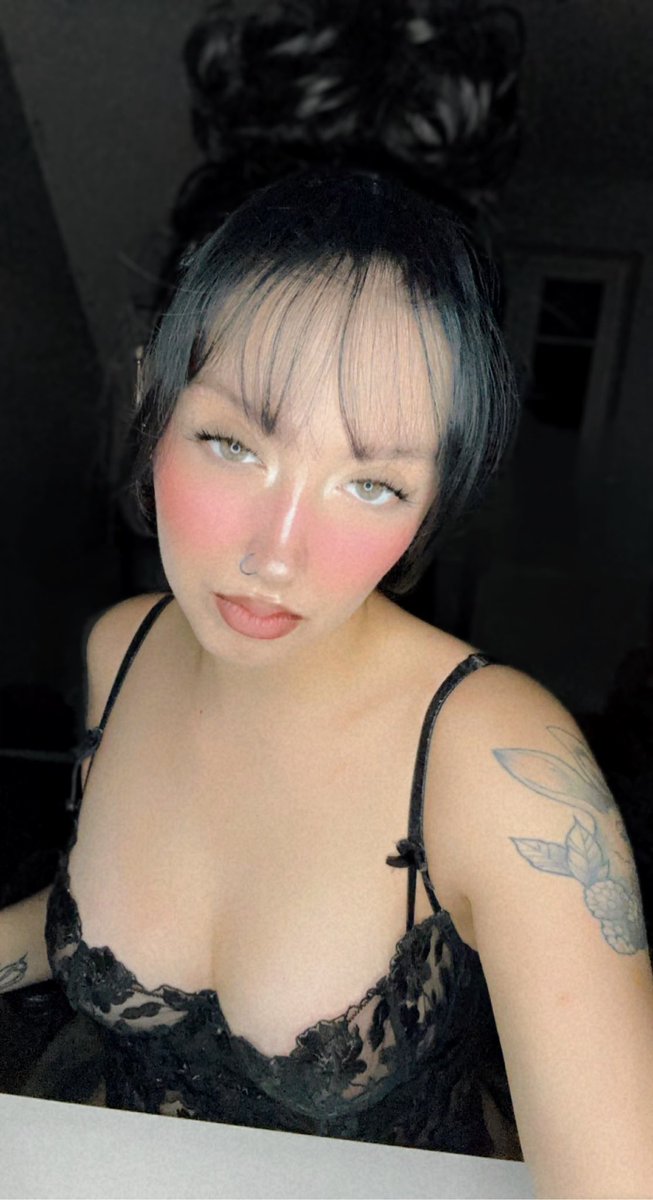 MeanAndSupreme's tweet photo. Who’s up?

Findom https://t.co/kpqorAarvy