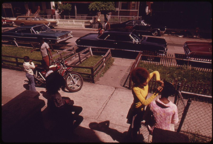 aseelswaid9's tweet photo. Chicago (1973)

Photographed by John H. White https://t.co/hLxPKdB4RS