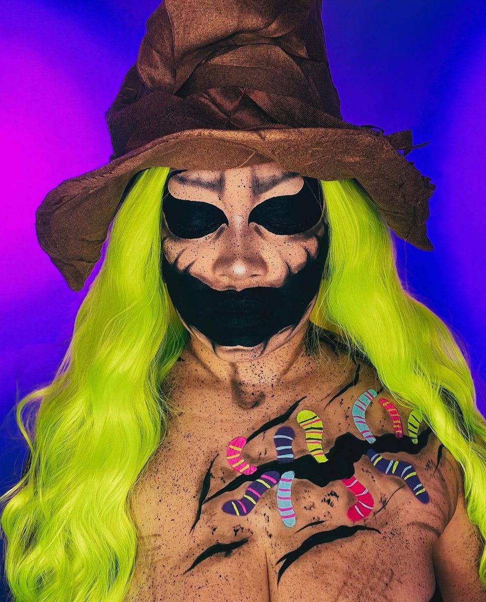 diablittaah's tweet photo. 🪦 🐛 Jack , Sally + Boogie 🧵 💕 

#facepaint #makeup #halloween #nightmarebeforechristmas https://t.co/ocph1NJZHL