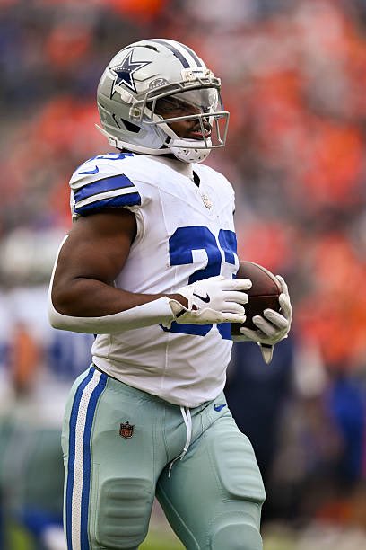 AdamSchefter's tweet photo. Former Cowboys RB Jaydon Blue, released Sunday, is signing with the Eagles practice squad, per source. https://t.co/iHn4yHDBNS