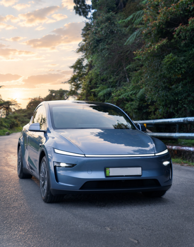 smsdamovement's tweet photo. BE HONEST 👇👇👇
IF ELON MUSK DECIDES TO GIVE YOU A TESLA CAR 🚘 
WAT COLOR WOULD YOU CHOSE?

A. WHITE
B. BLUE
C. PINK
D. BLACK https://t.co/Wqdeot5Px1