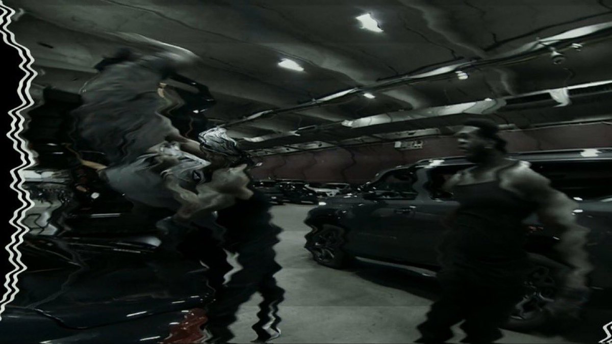 _PWChronicle's tweet photo. Netflix HAS to be stopped.

They really edited the opening segment — blurring Jey Uso’s blood and editing so we don’t see Jimmy Uso get slammed onto the back of the car.

F*cking embarrassing at this point. 

#WWERaw https://t.co/hyLsR7QOfw