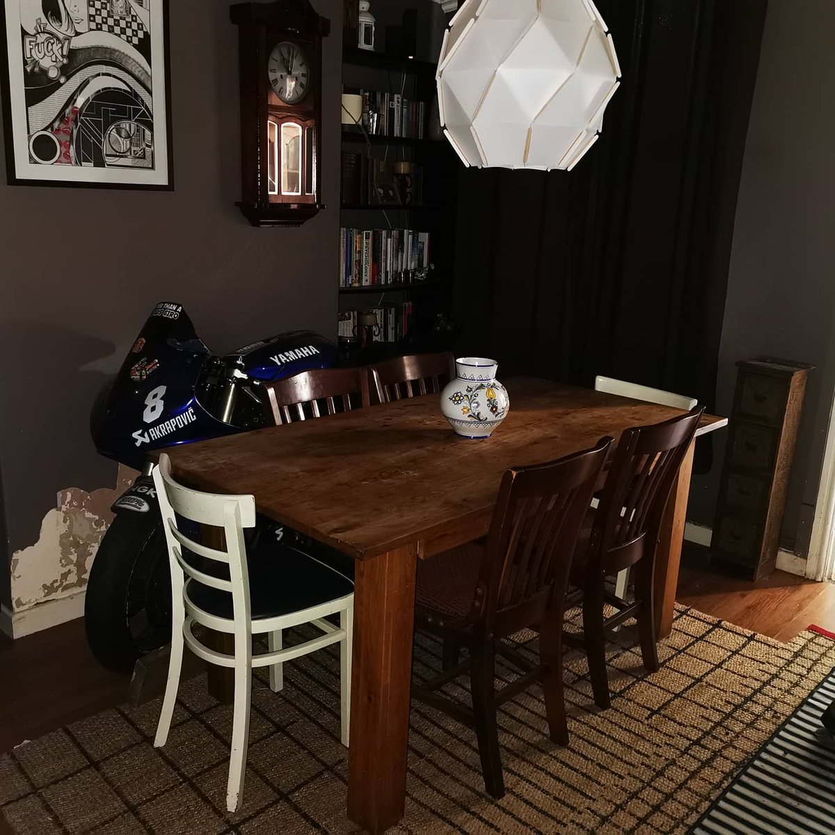 DerekTenbreyf's tweet photo. Anyone else keep their bike at the dinner table when they’re not riding it? https://t.co/OZ91jKENet