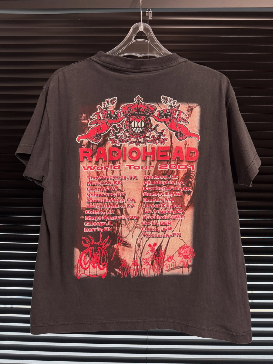 GavinStibbamx's tweet photo. 2001 Radiohead World Tour 
Size M (21 × 25") https://t.co/7Z5gGJN5mZ