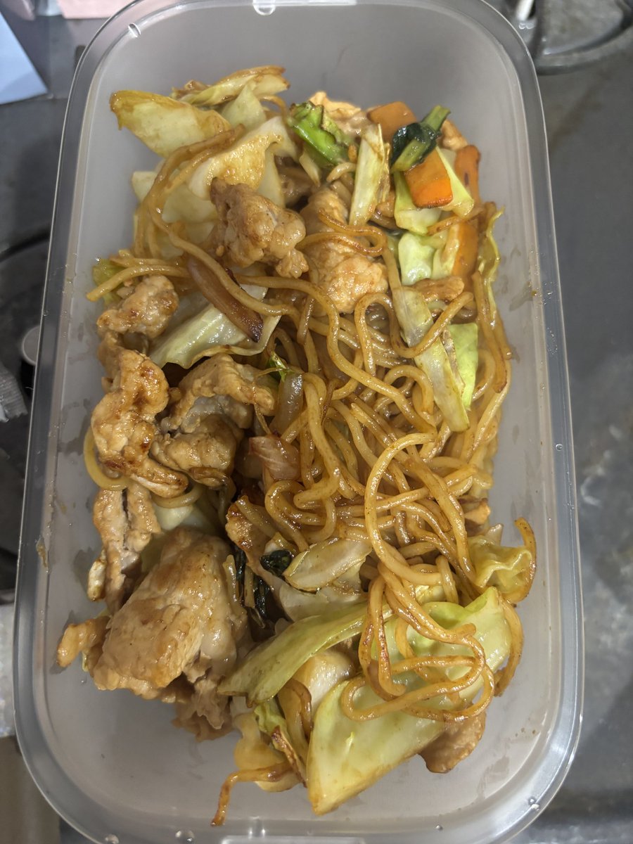 u_vxauusd's tweet photo. ①チャーハン②焼きそば https://t.co/bc80rN9OAs