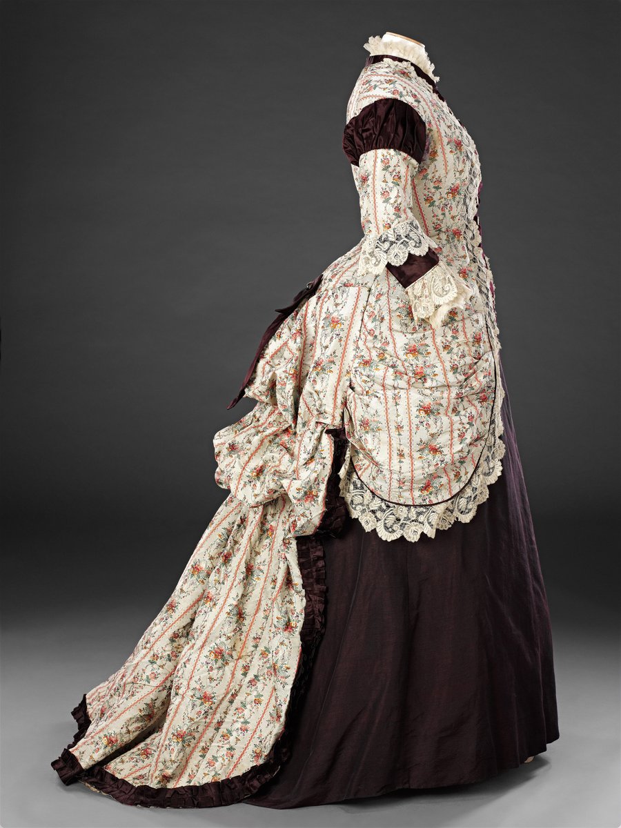 wikivictorian's tweet photo. Day dress, late 1870s. John Bright Historic Costume Collection https://t.co/DiuRqRtRhv