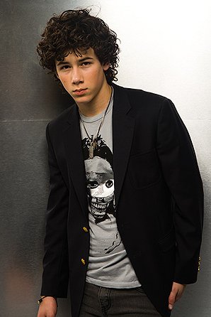 archivesjonasb's tweet photo. Nick Jonas, 2006 https://t.co/I7fWHKMhPE