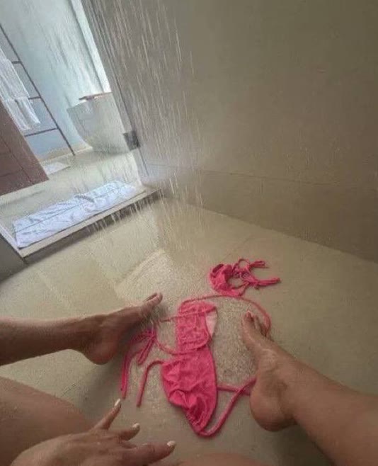 siaario's tweet photo. if you are married, I advise you not to open the commentsss https://t.co/ohmWcTCI60