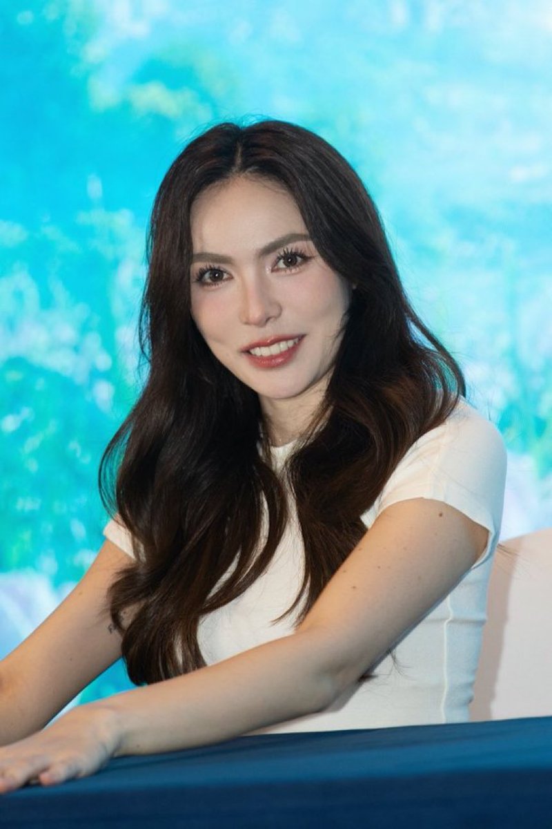 jipjoice55's tweet photo. รอยยิ้มและความสุขนำพาไปสู่สุขภาพที่แข็งแรง เรื่องราวดีๆที่ผ่านเข้ามาทำให้หัวใจแข็งแรงเลือดสูบฉีด ขอให้มีแต่สิ่งดีๆเกิดกับเด้กเร้กคนนี้นร้า 🤍🫶

PRECIOUS TIME CHARLOTTE01
#CharlotteAustin #ชาล็อตออสติน
@itscharlotty https://t.co/Xk5NYLzUOC