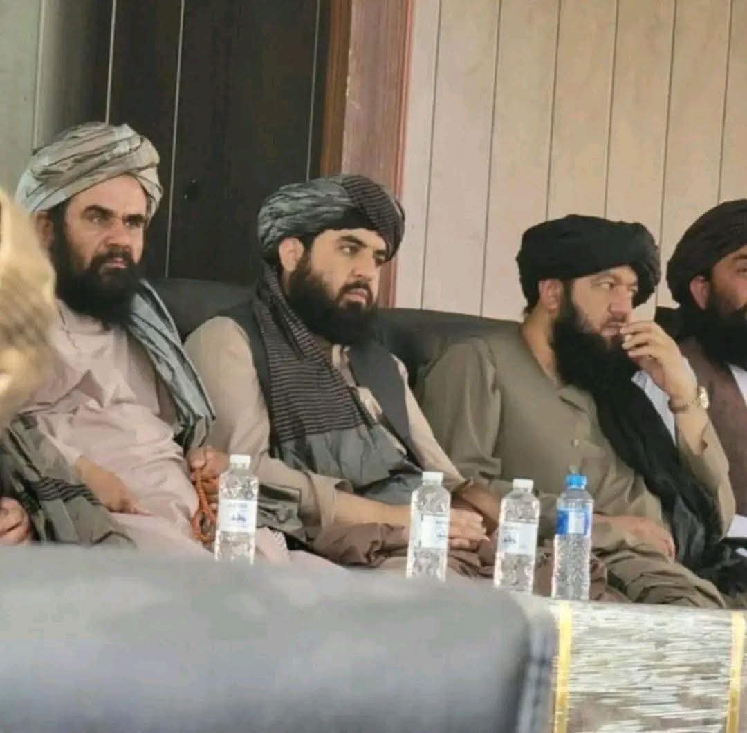 rn_wr11's tweet photo. #مولوی_فتح_الله_منصور 
درسره په❣️ونازول
#مننه
او مادرسره فالو کړی مننه https://t.co/yVWC1qAQ6A
