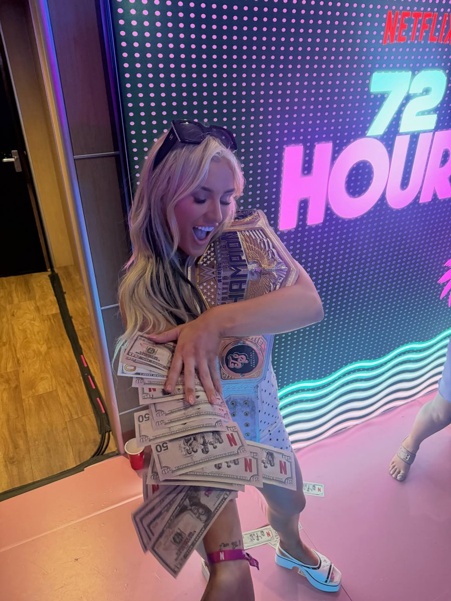 TiffyTime97's tweet photo. That's me with your hard earned money. 🤑

Hard earned for you. Not me. 🤭

I want more. My greed is endless. 😵‍💫 https://t.co/r2f6Pfi0hN