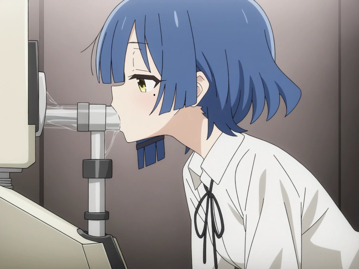Breathzln's tweet photo. リョウさんが謎機械を咥えてるだけ。（用途は想像にお任せします） https://t.co/PKd4NR1MLk