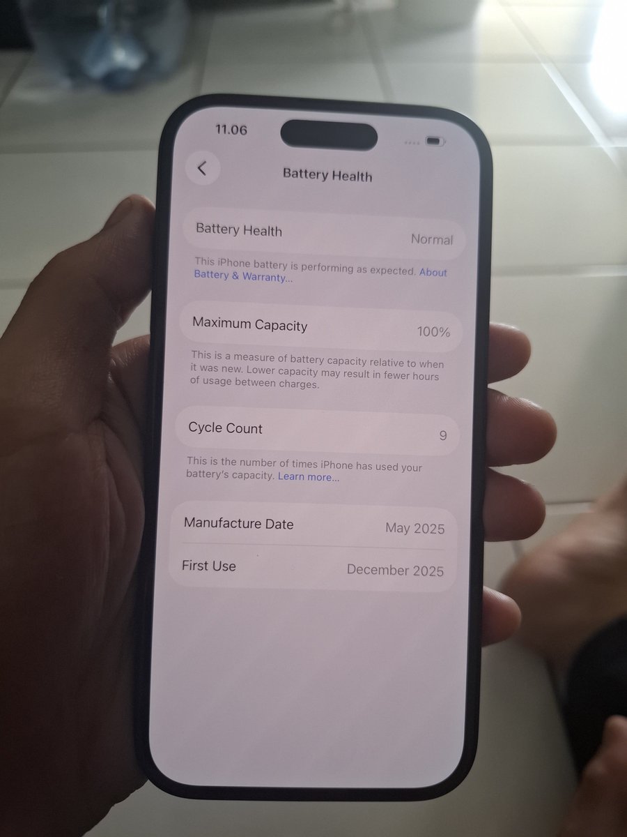 Cahayakbar's tweet photo. Gaes aku mau lepas nih iphone 15 ex ibox black bh 100.
body mulus 99% like new, garansi on akhir tahun fullset nih

Lok bogor kota dm yaa https://t.co/xGph9lJObj