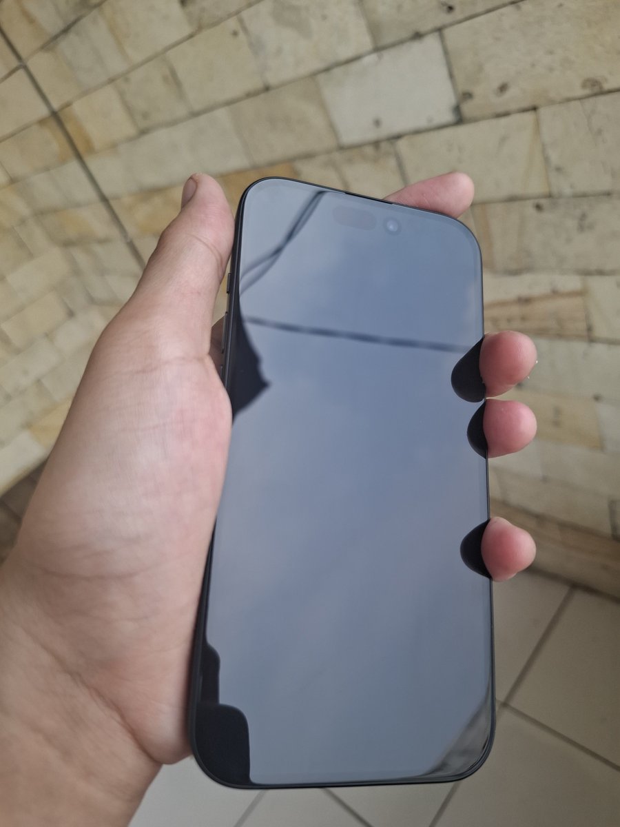 Cahayakbar's tweet photo. Gaes aku mau lepas nih iphone 15 ex ibox black bh 100.
body mulus 99% like new, garansi on akhir tahun fullset nih

Lok bogor kota dm yaa https://t.co/xGph9lJObj