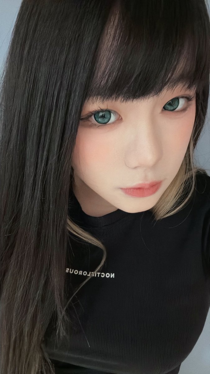 shiba0612612's tweet photo. 好久沒看到的柴🐸✨
最近好喜歡這個綠色的隱眼🥹✨ https://t.co/V0EjnBwBlb