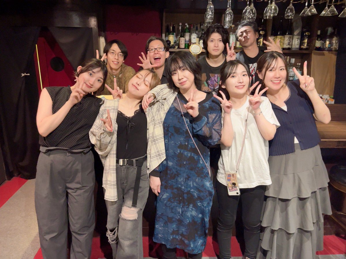 Gajumarooooo's tweet photo. 【舞台出演情報】
『drow for？〜誰が為の漫画なりや〜』
2026年9月18日(金)〜24日(木)
エビスSTARバーにて

とあるバーに集められた漫画編集者達とその場に居合わせた面々が送る、一つの原稿を巡った物語。
是非ご予定に加えていただけたら幸いです。

#舞台dfor 

ご予約→ https://t.co/H0Nlh7pvSl https://t.co/qTSzHCUqcB