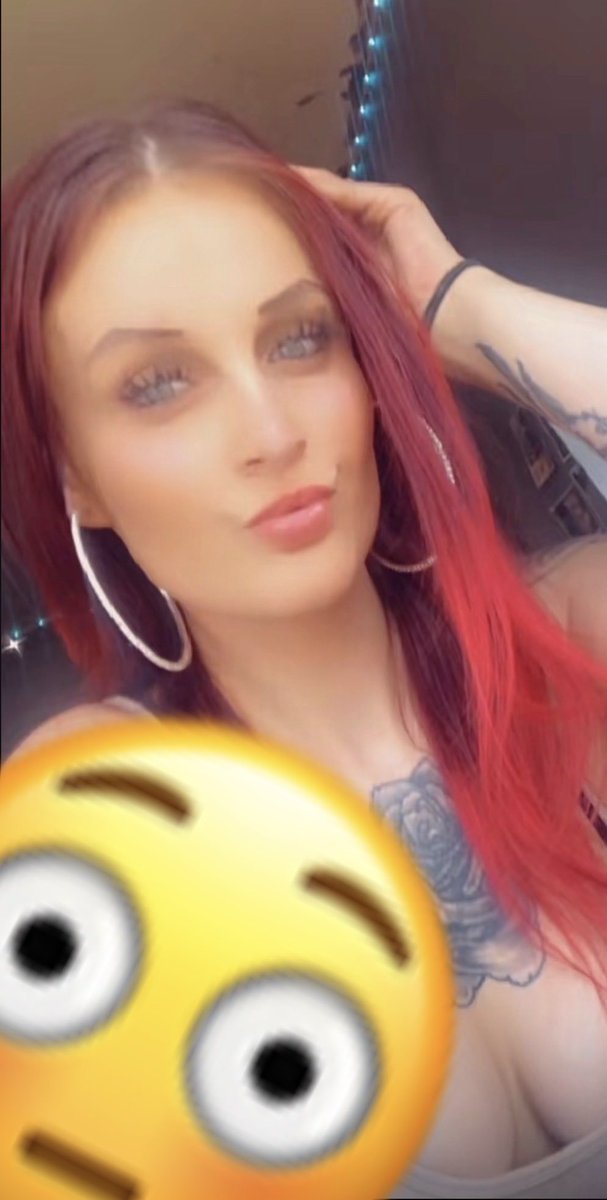 CharlLouiseXD's tweet photo. You’re favourite little chav is back 🫣
Yes three kids 
Yes taken 
Who cares 
What he don’t know won’t hurt 
Follow share like for more 😬😳 https://t.co/KT4XwKxL7Q