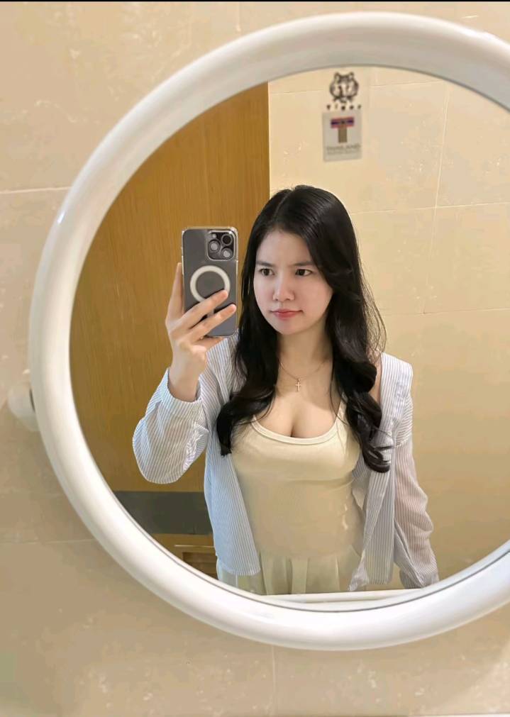 ElfriedeMoijr's tweet photo. /S/🍇🍇🌻☘️🌟🌻🐤

บอกลาวิธีแต่งหน้าแบบเดิมๆ💛
ใช้แค่ตัวเดียว บำรุงกันแดด 🐭😆

👉𝑳𝒊𝒏𝒆🆔:  dalun1889
🖇️:  https://t.co/vN2CszrG7M

ไม่ต้องง้อแป้ง กันน้ำกันเหงื่อ
ไม่อุดตันรูขุมขน
6️⃣0️⃣0️⃣/1️⃣

#รับงานบ้านบึง📌
รับงานบ้านบึง https://t.co/xTgp05r2B3