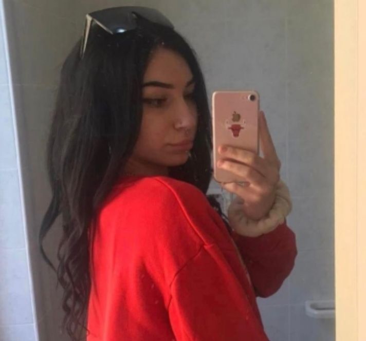 GenCar5's tweet photo. Un pensiero per Maria Spinelli, lavoratrice 22enne vittima di un attentato in Svizzera. Se il terrorista è bianco e l'italiana è Rom, il cordoglio è poco e alla politica interessa poco. https://t.co/5VC6lgw34K