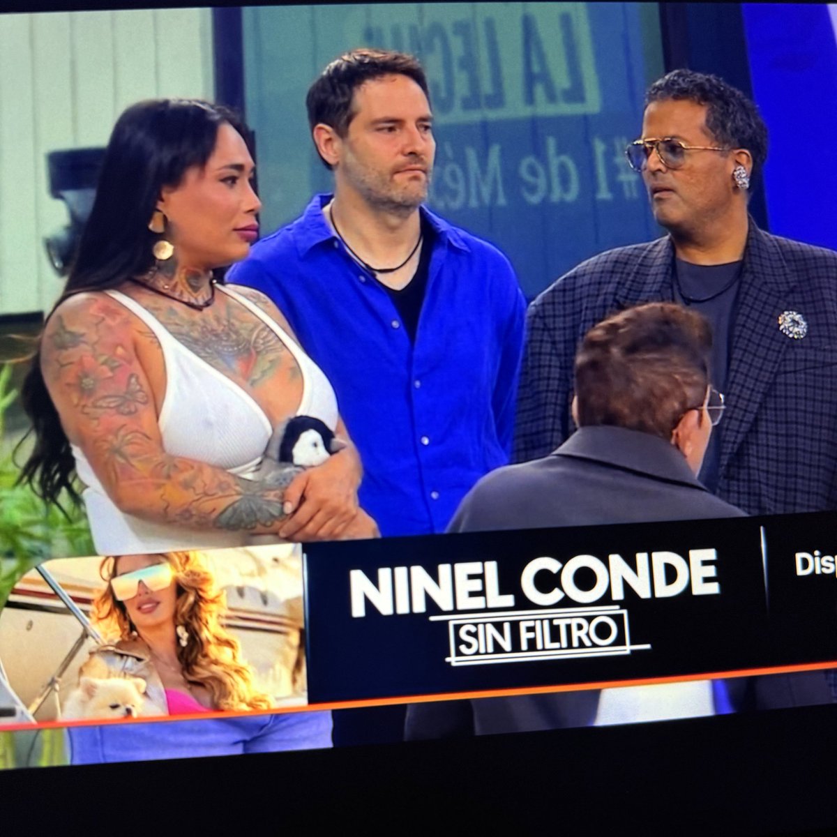 codigovertex's tweet photo. Memo se pondría así de molesto si Karina se lo hubiera quedado la inmunidad?? O solo porque es Mariana está con esa cara de molesto ???  #LaCasaDeLosFamososMéxico https://t.co/VWoPNgg4Ol