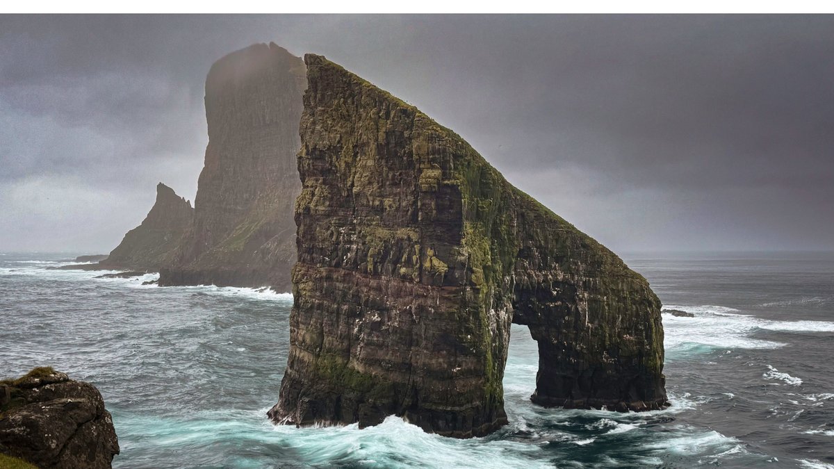 ArnetteRando's tweet photo. The Faroe Islands are breathtakingly beautiful, with steep cliffs, deep fjords and small villages. Ideal for lovers of unspoilt nature, hiking, tranquillity and spectacular landscapes. 1. Drangarnir
2. Trøllanes
3. Múlafossur https://t.co/c6tvgzo4ox
