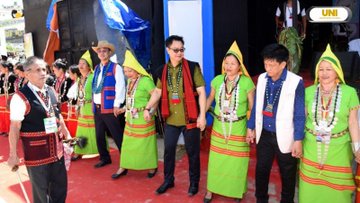 SorangAnia's tweet photo. Union Minister Kiren Rijiju extended greetings of the Solung Festival to the Adi community and the people of Arunachal Pradesh.
@KirenRijiju|@RijijuOffice| #SolungFestival | #ArunachalPradesh | #KirenRijiju | #AdiCommunity | https://t.co/tkDtVC0z4q