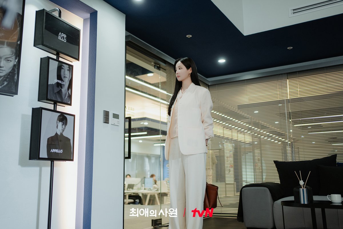 CJnDrama's tweet photo. 자꾸만 신경 쓰이는 내 남자의 첫사랑
하기🩷다름 커플의 미래는..? ( •︠ˍ•︡  )

[월화] 저녁 8:45ㅣtvN
#즐거움엔20tvN #최애의사원 #MyBiasMyBoss https://t.co/miLUvogI5N