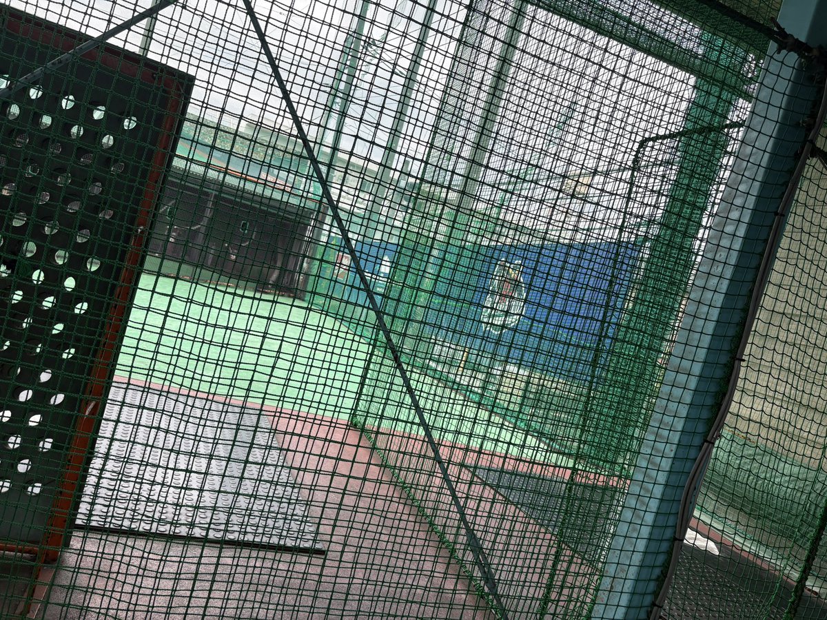 Chiharu5431's tweet photo. 9月ー！！ また学校の日々。
ラスト夏休みは、バッティングセンター行って・ジム行って・・・今朝起きたら腕が筋肉痛😂 https://t.co/m9P7gTXlAj