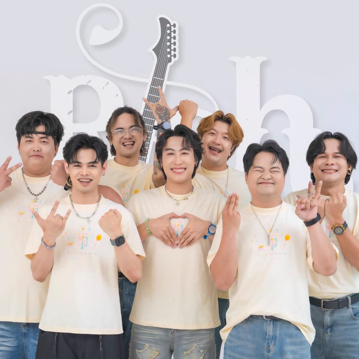 TooJira's tweet photo. 💕น่ารักสุดๆ สดใสสุดๆ สวัสดีกันยายนครับคุณดล😘 #นุ๊กธนดล #NookThanadon https://t.co/wiaLZnUdPp