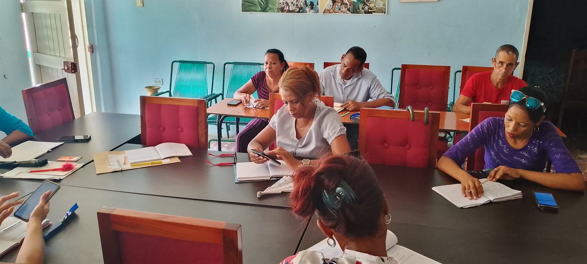 LopezDalgis's tweet photo. Se está acercando un día #1DeSeptiembre.Se precisan detalles en vísperas de un felíz regreso a clases.@CubaMined,@SantiagoDeCuba,@dgeMella. https://t.co/LEHPEd3lSk