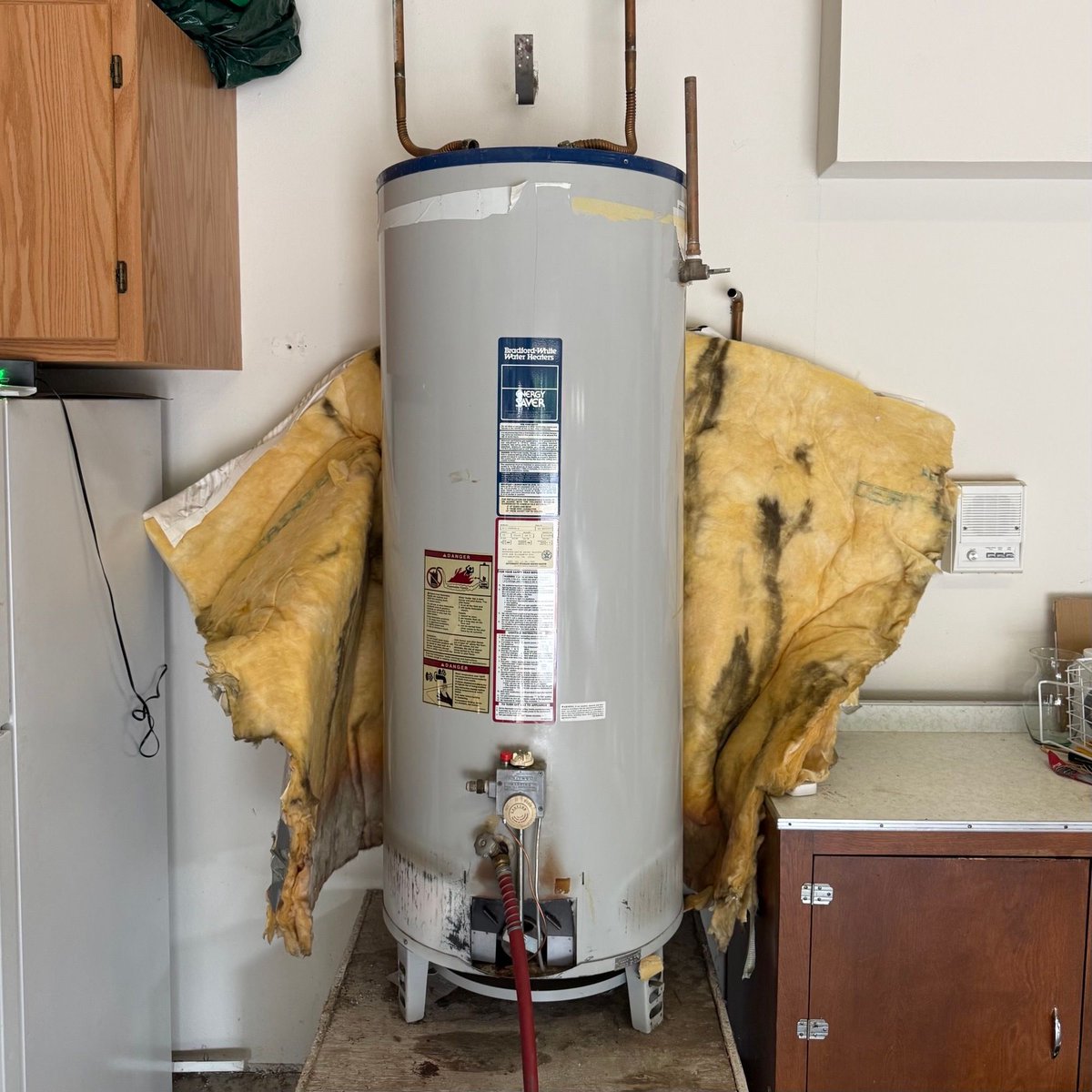 TCWaterHeaters's tweet photo. This unit has been serving this home since July of 1988. It was removed still working but had a couple of simple repairs under its belt. Always cool to see systems last this long! #TCWH #TriCountyWaterHeaters 
#waterheater https://t.co/Az3FLZllly