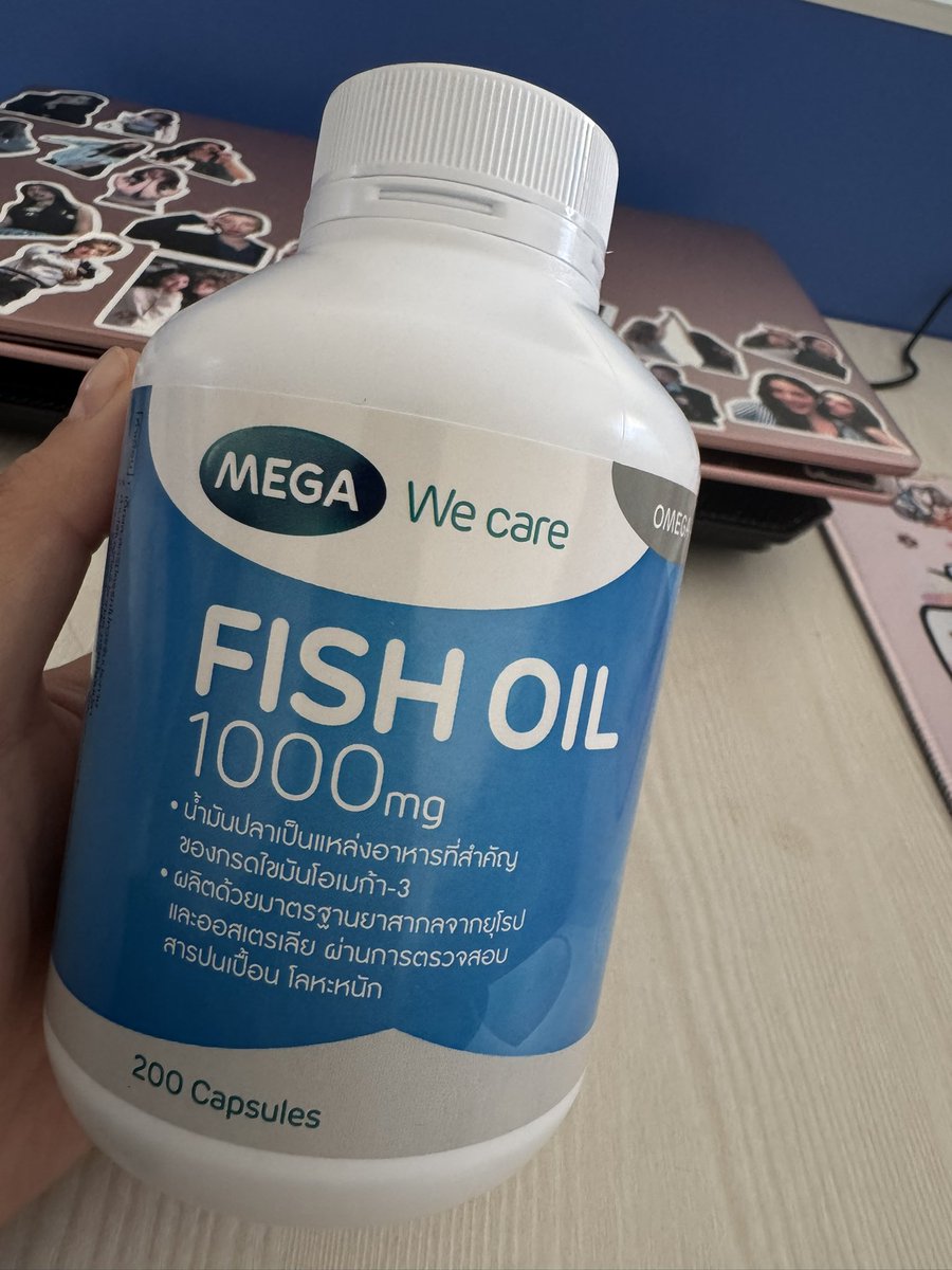 the_n_paranoid's tweet photo. I’m taking good care of myself. Opened my fourth bottle of fish oil today. 555555555555😬It contains two hundred capsules, so I can take them slowly 🤍

Please also take good care of yourselves 💜
@linglingsirilak @ormmormm 

#LingOrm #หลิงออม‌ 
#Linglingkwong #หลิงหลิงคอง 
#ormkornnaphat #ออมกรณ์นภัส