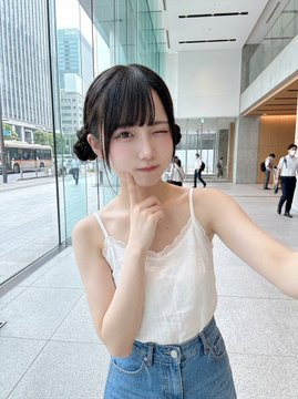 brinkmomon's tweet photo. 40～70歳のオジサンに質問🙋
前会った人にガキっぽいから無理って言われたけど……  

①絶対に無理 
②全然いける https://t.co/EkEpP1X2Cq